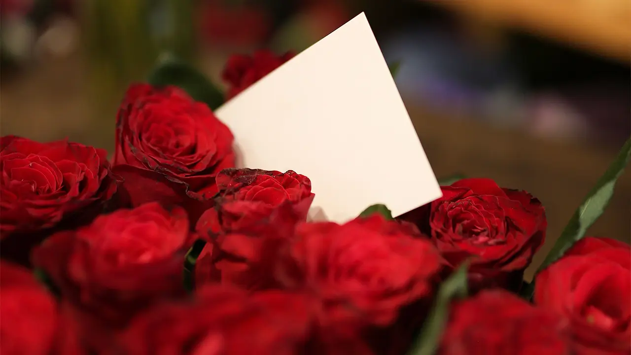 Bloemen en kaarten, ontvangen na het afscheid